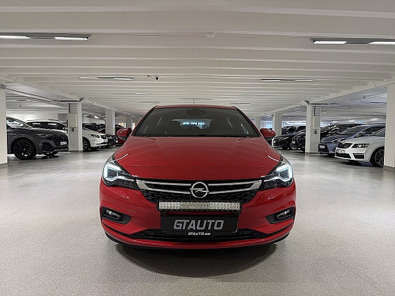 Opel Astra 2 of 27