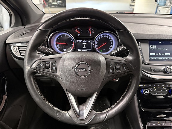 Opel Astra 12 of 27