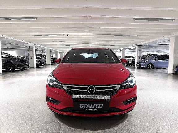 Opel Astra 3 of 5