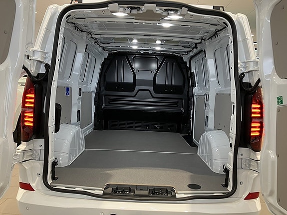 Volkswagen Transporter 5 of 5