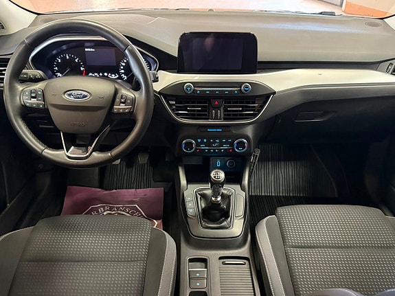 Ford Focus 16 of 23