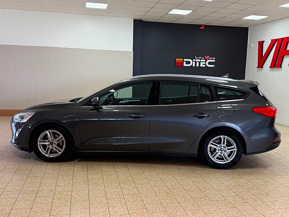Ford Focus 4 of 5