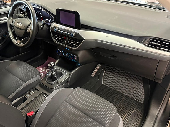 Ford Focus 17 of 23