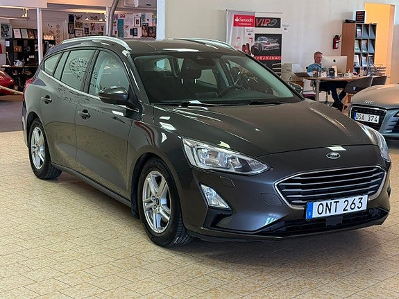 Ford Focus 9 of 23