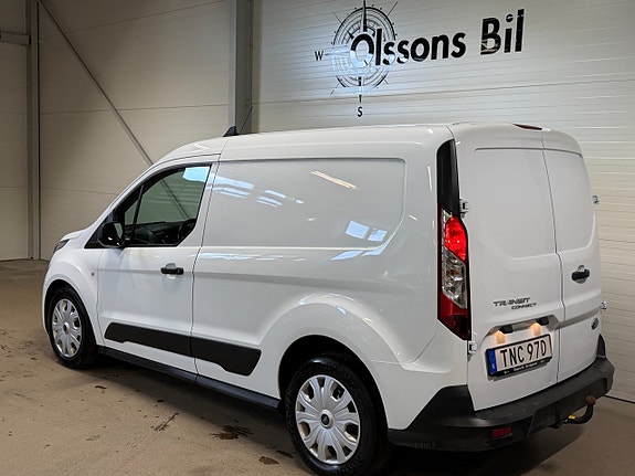Ford Transit Connect 4 of 5