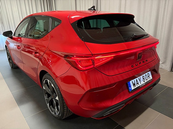 Cupra Leon 3 of 5