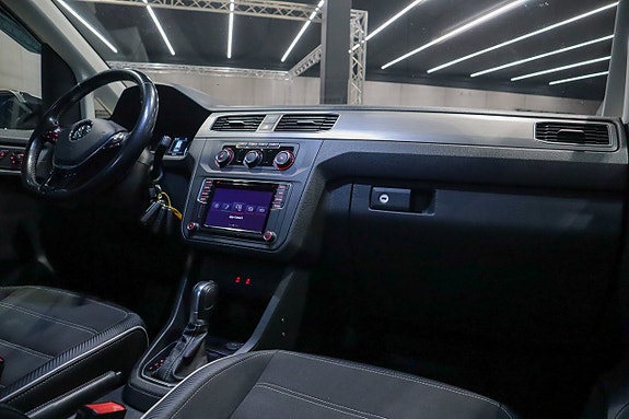 Volkswagen Caddy 9 of 14