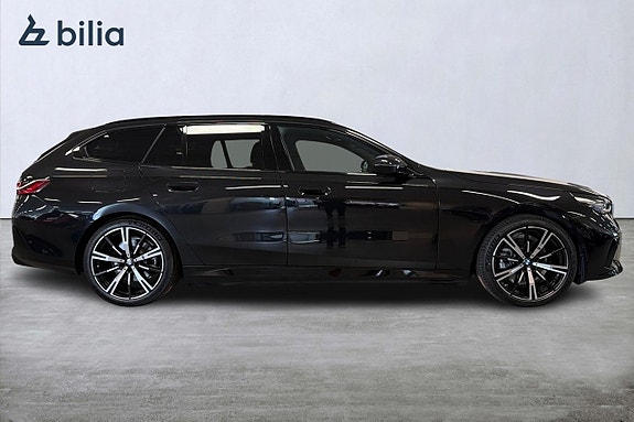 BMW 530e 16 of 18