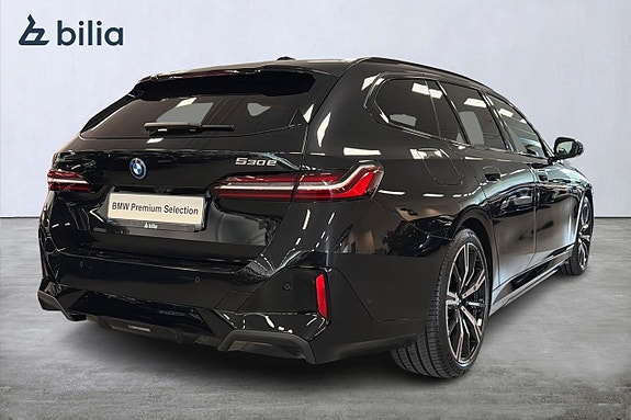 BMW 530e 17 of 18