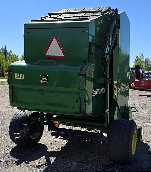 John Deere 590 rundbalspress 2 of 5