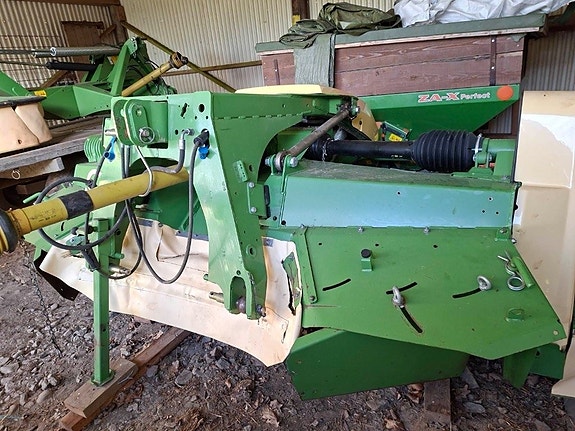 Krone Easy Cut F320 CV 3 of 10