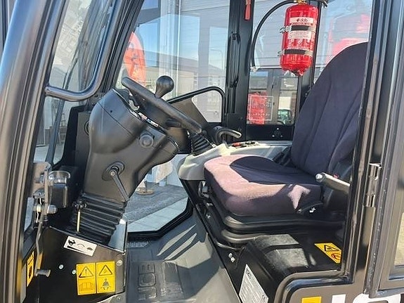 JCB 403 6 of 10