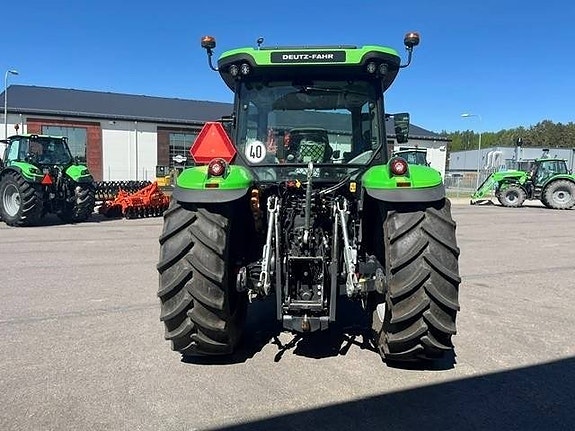 Deutz-Fahr 5125 4 of 11