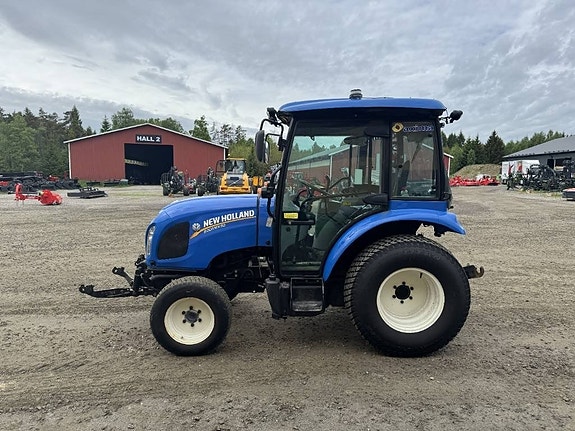 New Holland Boomer 50 3 of 10