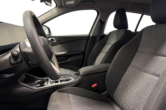BMW 120 12 of 18