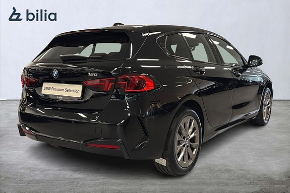 BMW 120 17 of 18