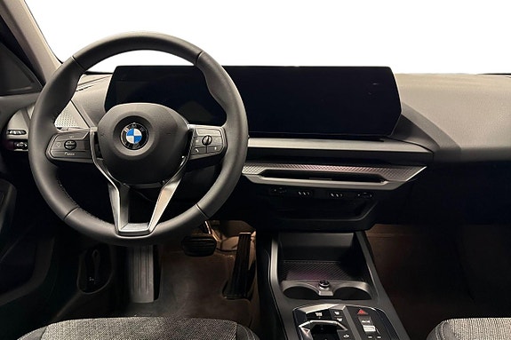 BMW 120 8 of 18