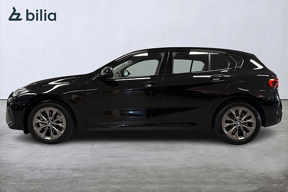BMW 120 3 of 18