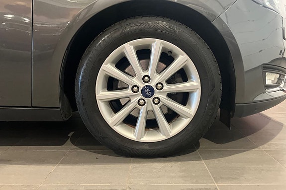 Ford Focus 17 of 21