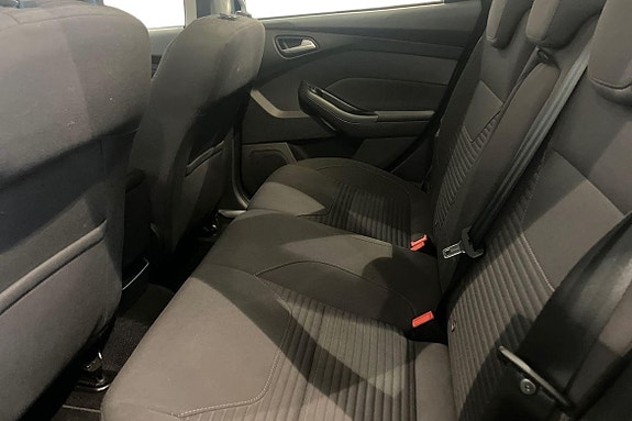 Ford Focus 13 of 21