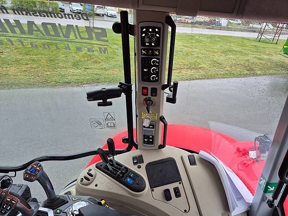 Massey Ferguson 6s.155 Efficient Dyna-6 DEMO 14 of 17