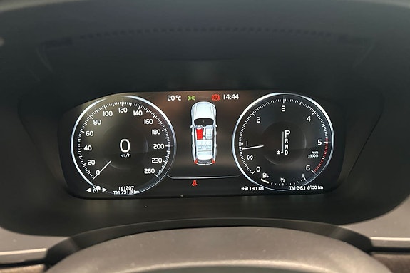 Volvo V90 Cross Country 14 of 19
