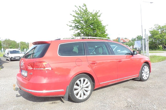 Volkswagen Passat 5 of 5