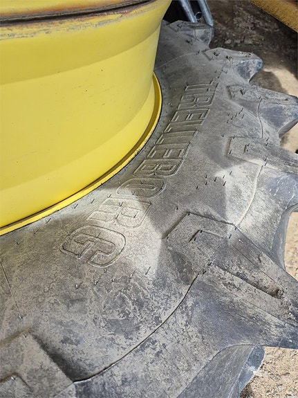 Trelleborg 520/70X38 4 of 5