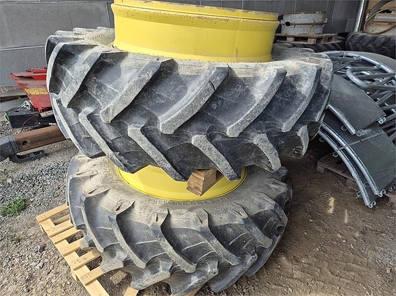 Trelleborg 520/70X38 5 of 5