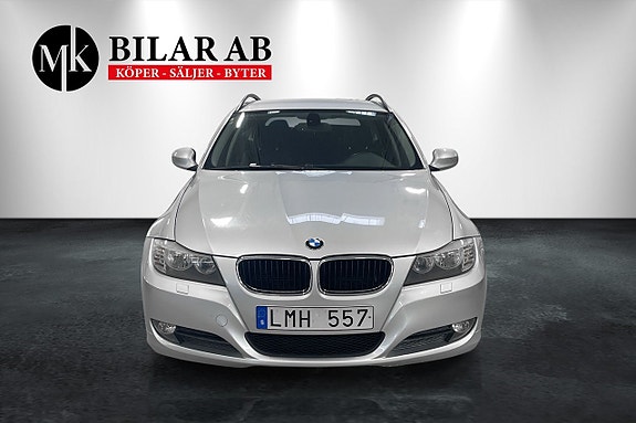 BMW 318i 2 of 5