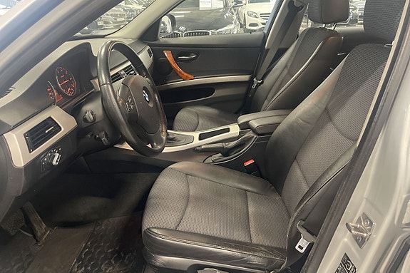 BMW 318i 7 of 11