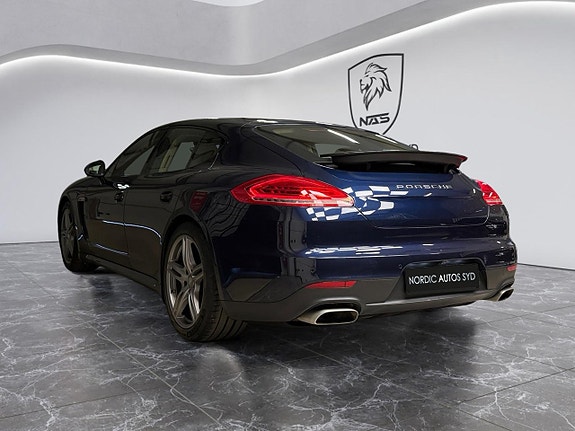 Porsche Panamera 3 of 5