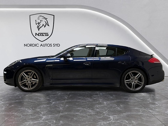 Porsche Panamera 2 of 5