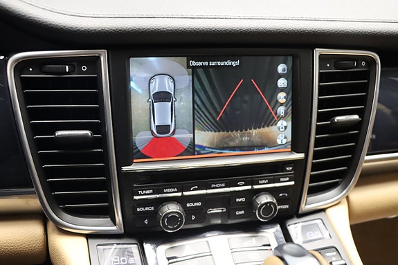 Porsche Panamera 19 of 23