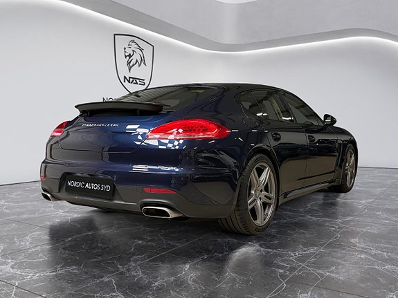 Porsche Panamera 5 of 5