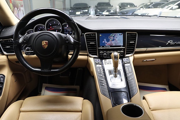 Porsche Panamera 9 of 23