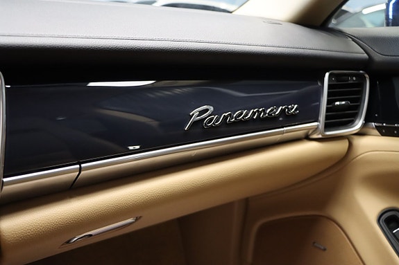 Porsche Panamera 20 of 23