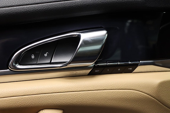 Porsche Panamera 22 of 23