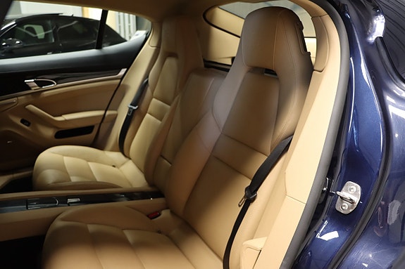 Porsche Panamera 15 of 23