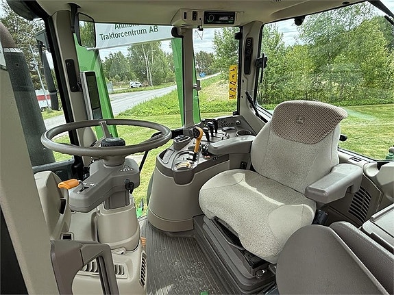 John Deere 6155M 5 of 6