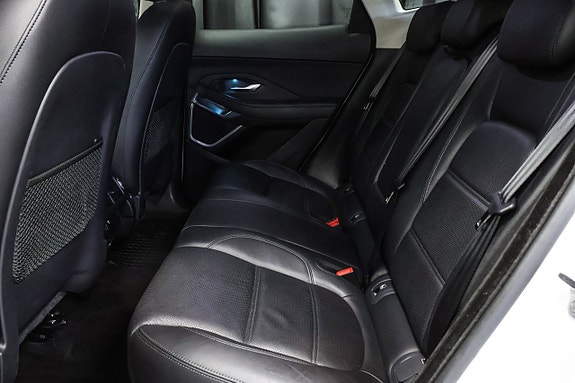 Jaguar E-PACE 29 of 30