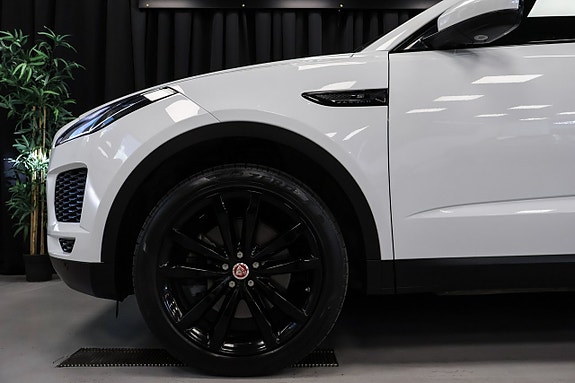 Jaguar E-PACE 9 of 30
