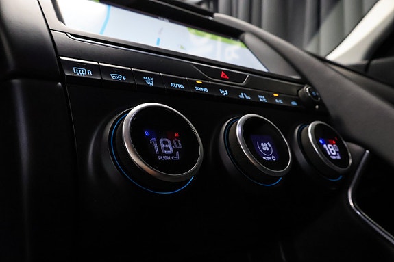 Jaguar E-PACE 21 of 30