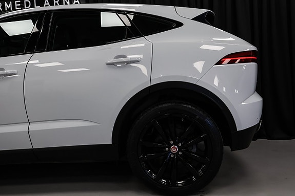 Jaguar E-PACE 10 of 30