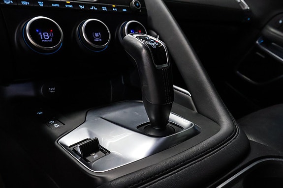 Jaguar E-PACE 20 of 30