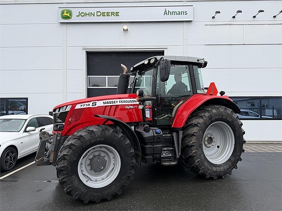 Massey Ferguson 7718
