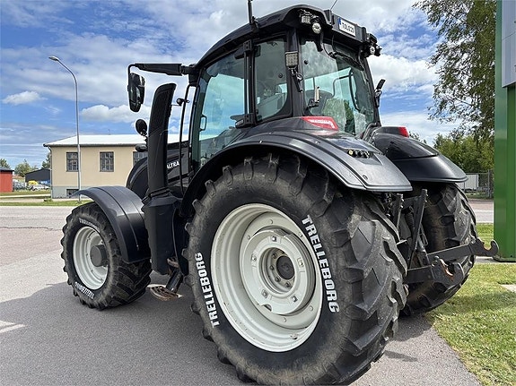 Valtra T214 Direct 4 of 6