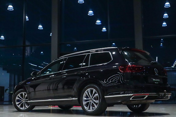 Volkswagen Passat 4 of 5