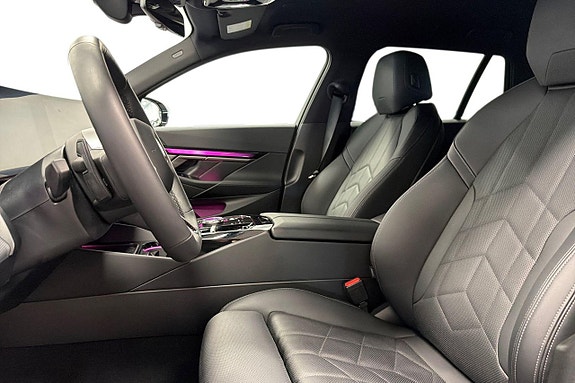 BMW 530e 12 of 18