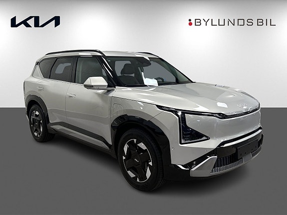 Kia EV5 3 of 5